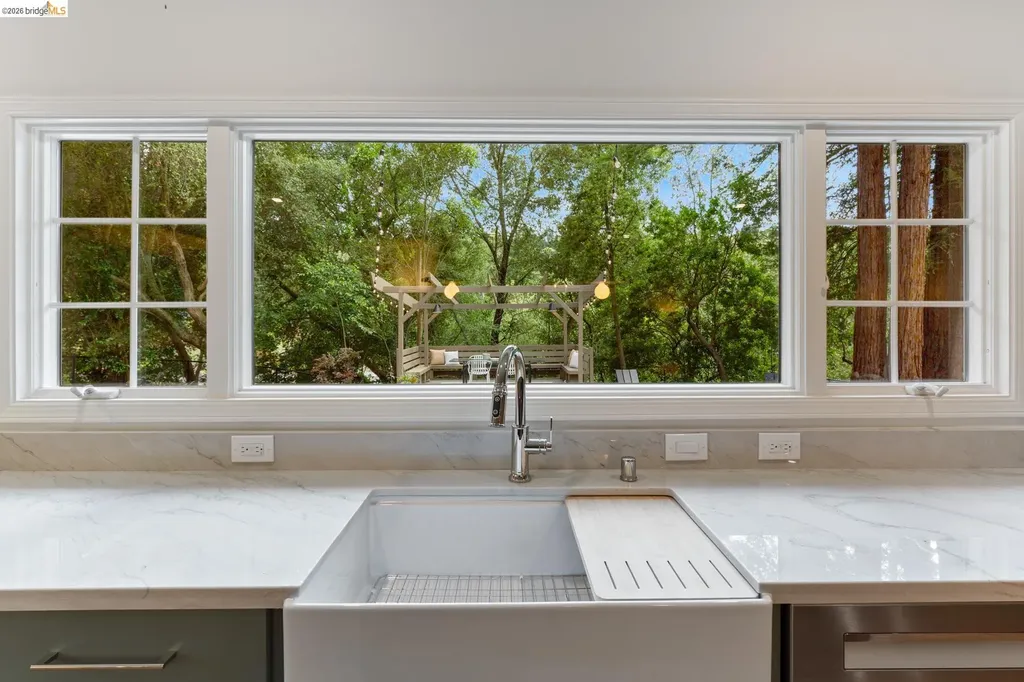 106 Rheem Boulevard Orinda CA 94563