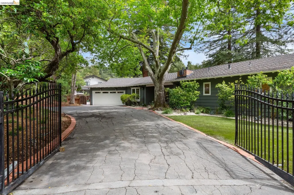 106 Rheem Boulevard Orinda CA 94563