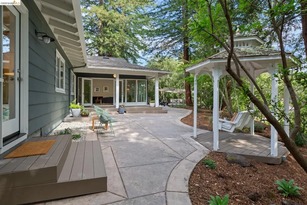 106 Rheem Boulevard Orinda CA 94563