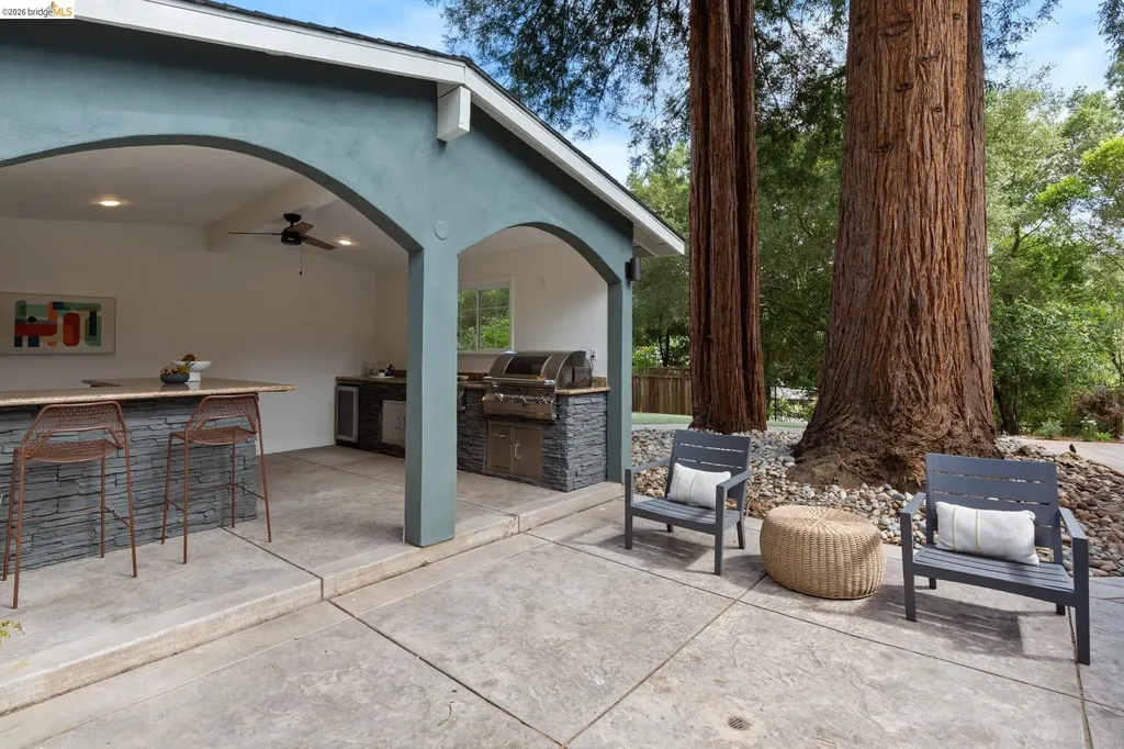 106 Rheem Boulevard Orinda CA 94563