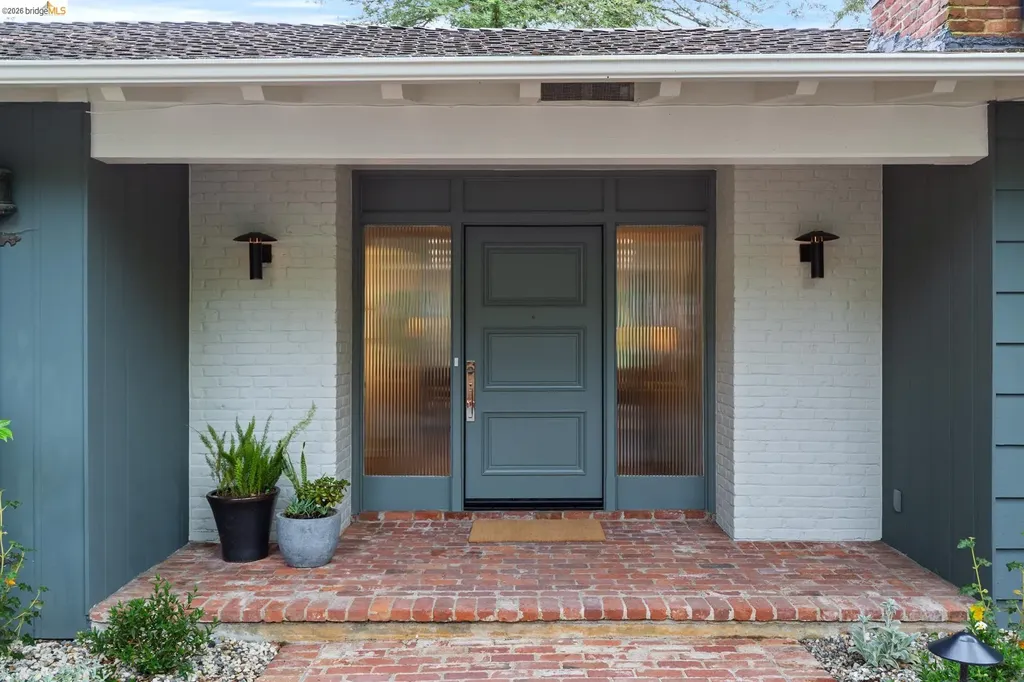 106 Rheem Boulevard Orinda CA 94563