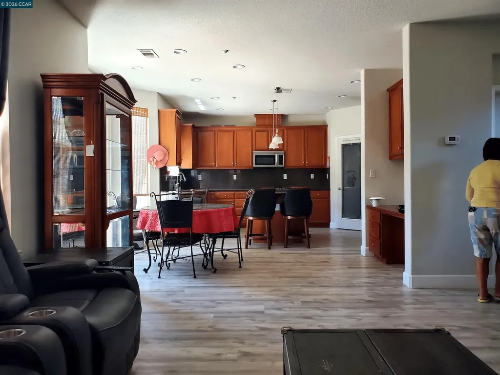 5370 Daffodil Drive Oakley CA 94561