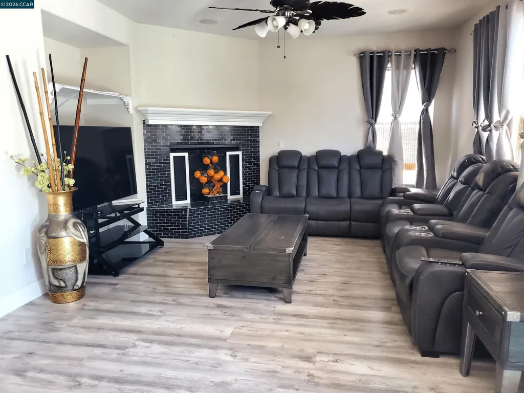 5370 Daffodil Drive Oakley CA 94561