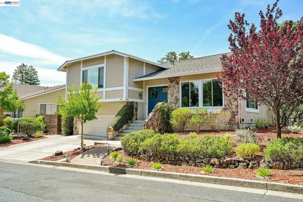 135 Saint Germain Lane Pleasant Hill CA 94523