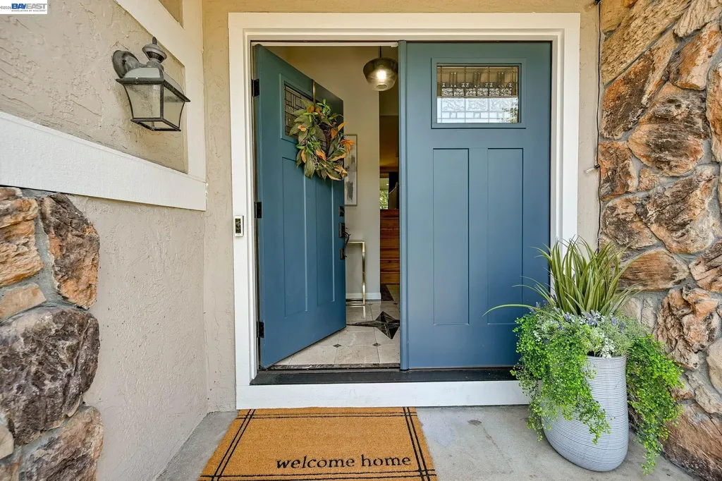 135 Saint Germain Lane Pleasant Hill CA 94523