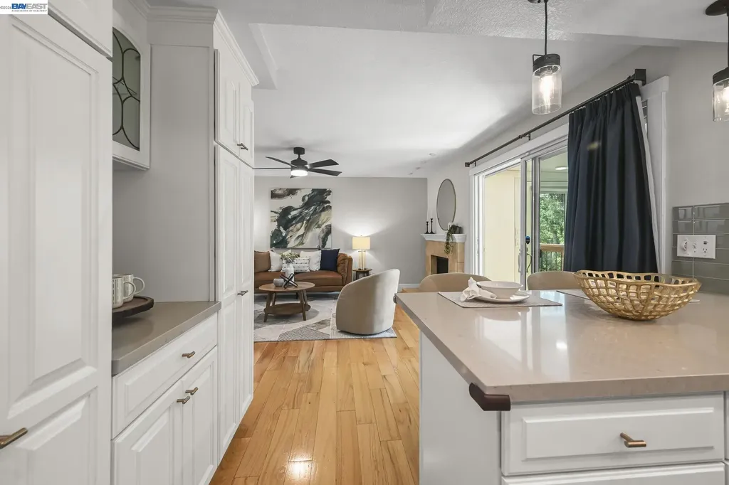 135 Saint Germain Lane Pleasant Hill CA 94523