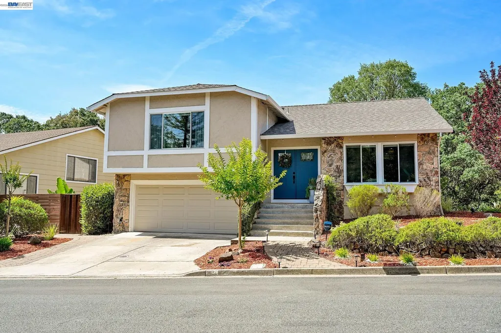135 Saint Germain Lane Pleasant Hill CA 94523
