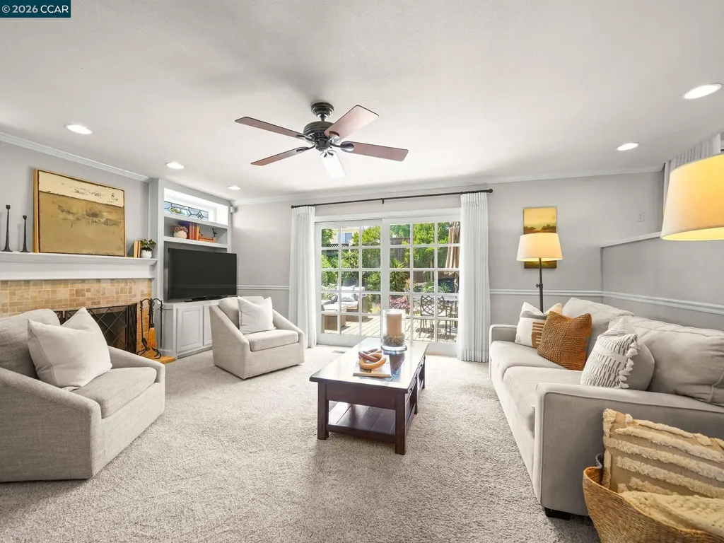 19009 Helton Street Castro Valley CA 94546