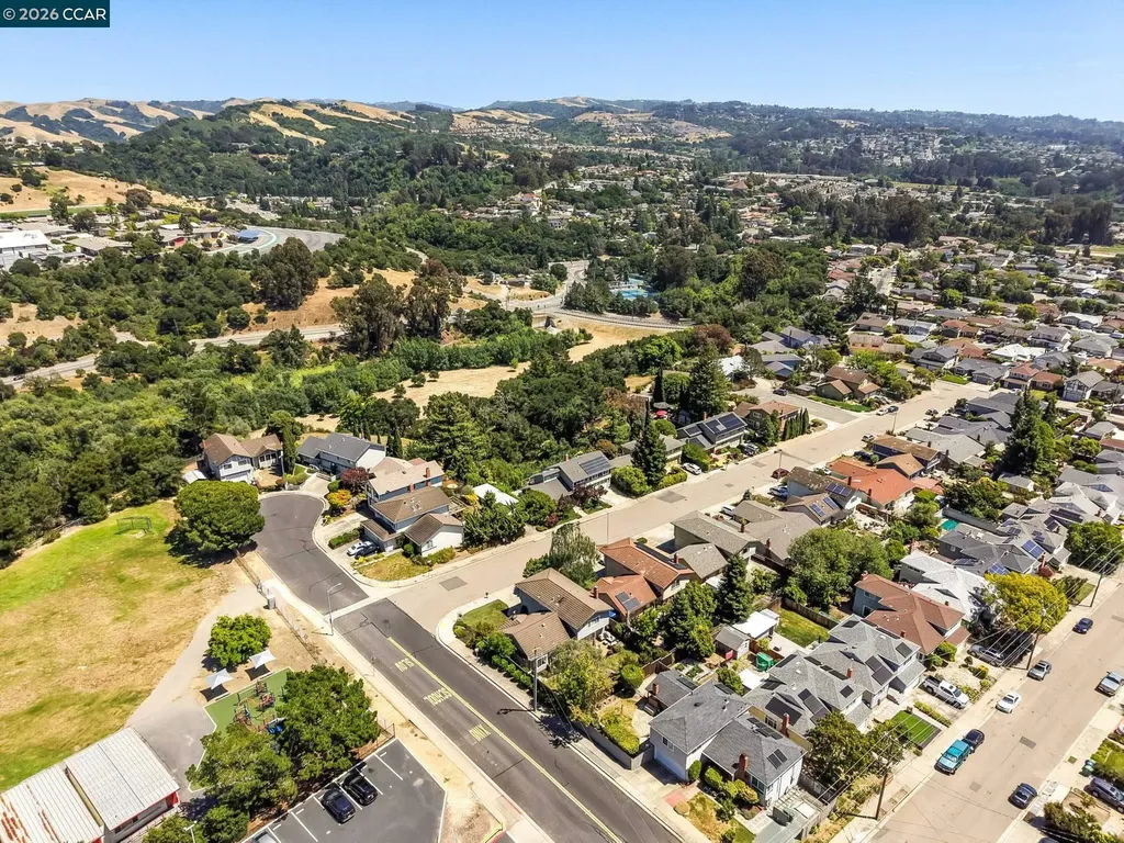 19009 Helton Street Castro Valley CA 94546