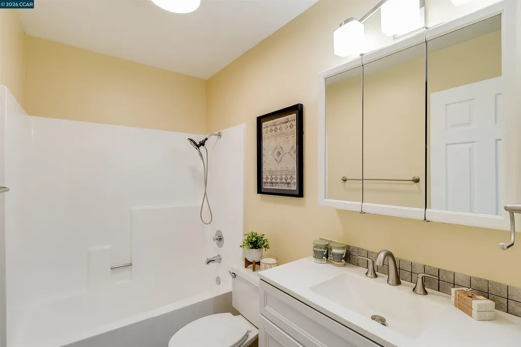 3173 Wayside Plaza Walnut Creek CA 94597