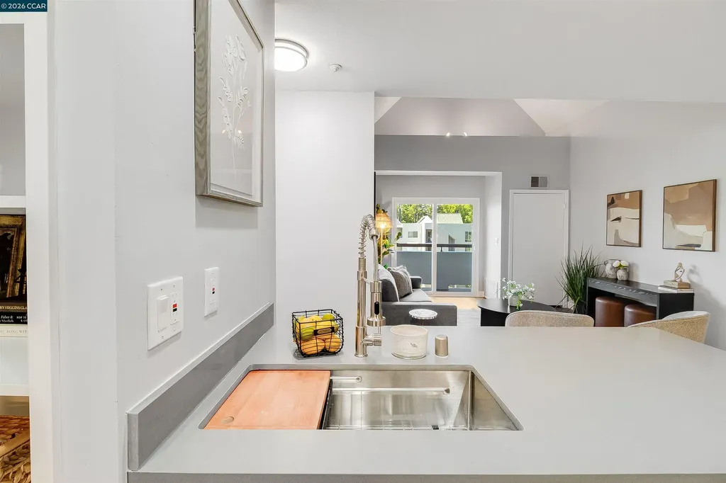 3173 Wayside Plaza Walnut Creek CA 94597
