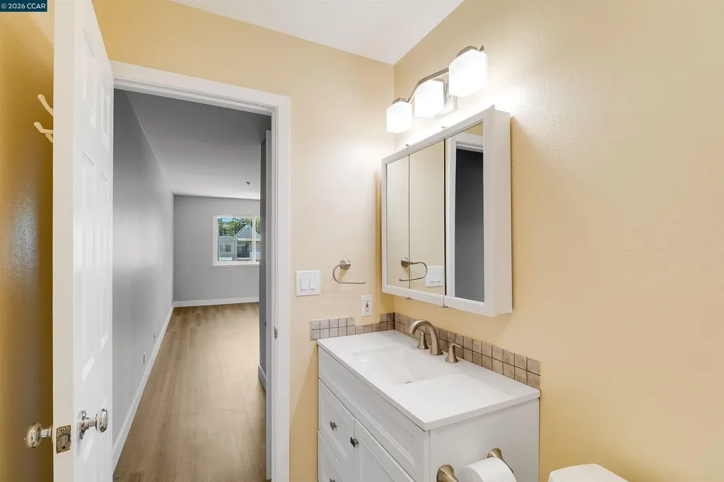 3173 Wayside Plaza Walnut Creek CA 94597
