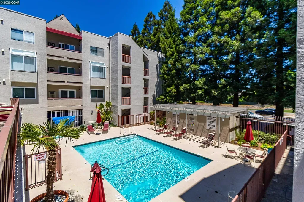 3173 Wayside Plaza Walnut Creek CA 94597