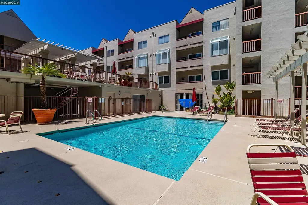 3173 Wayside Plaza Walnut Creek CA 94597