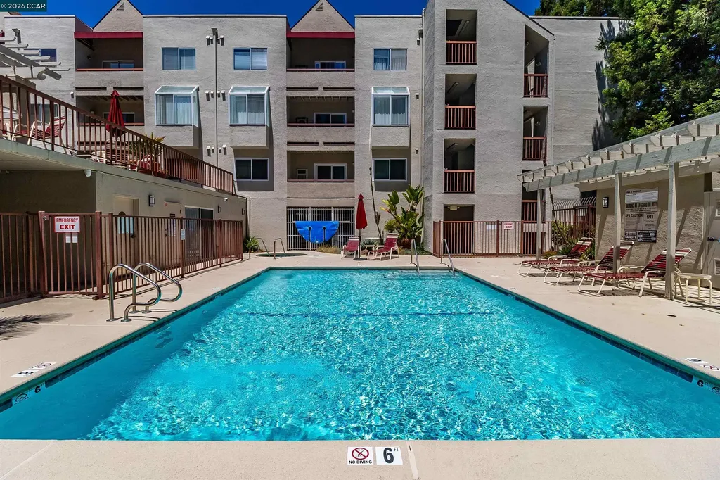 3173 Wayside Plaza Walnut Creek CA 94597