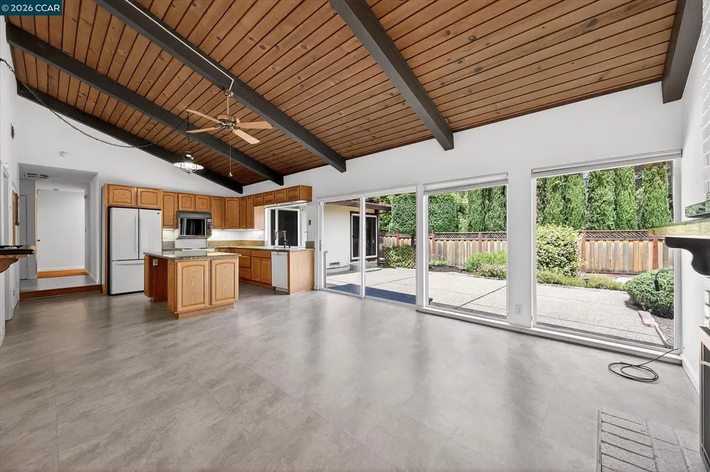 10 Edie Court Pleasant Hill CA 94523