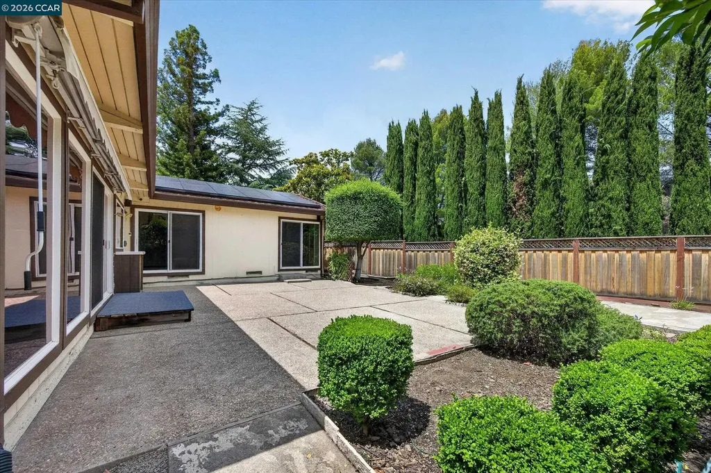 10 Edie Court Pleasant Hill CA 94523