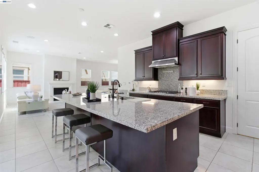 2812 Mount Dana Drive Dublin CA 94568