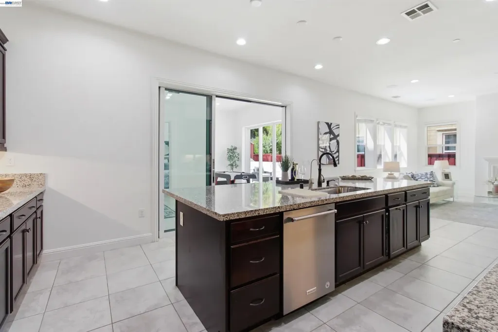2812 Mount Dana Drive Dublin CA 94568
