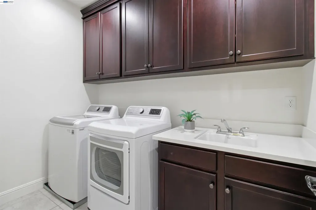 2812 Mount Dana Drive Dublin CA 94568
