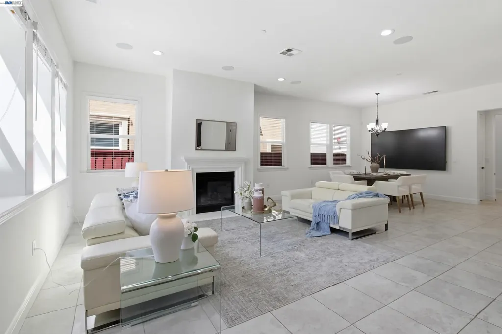 2812 Mount Dana Drive Dublin CA 94568