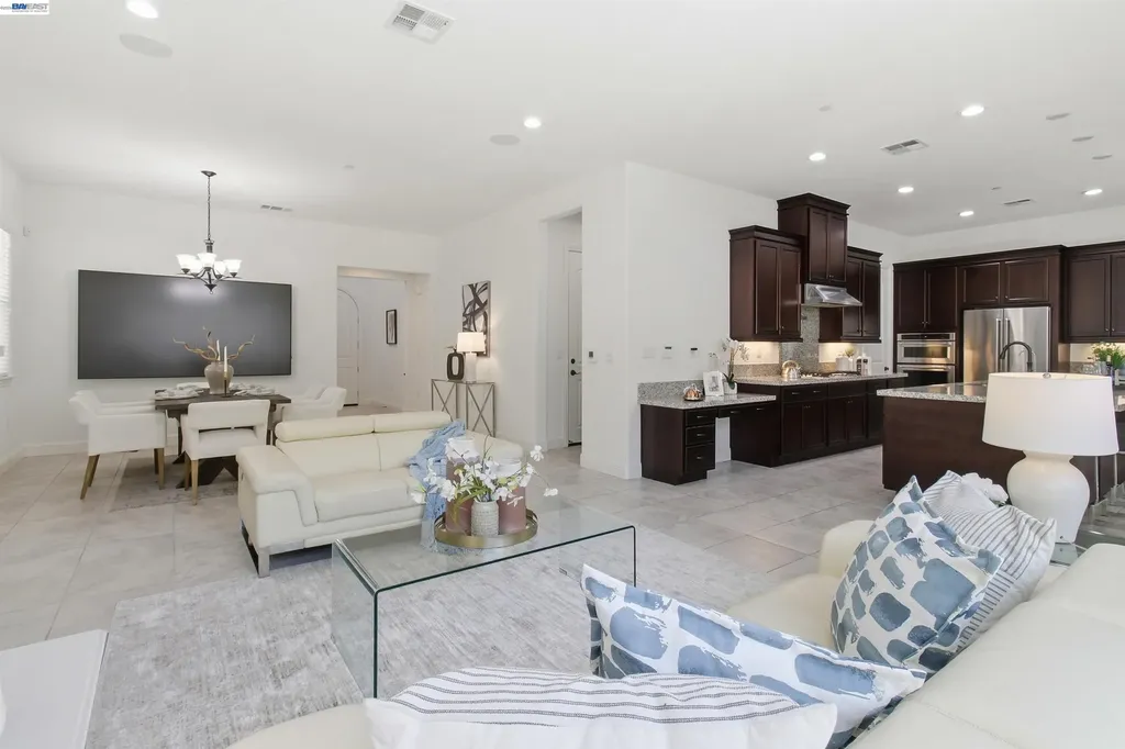 2812 Mount Dana Drive Dublin CA 94568