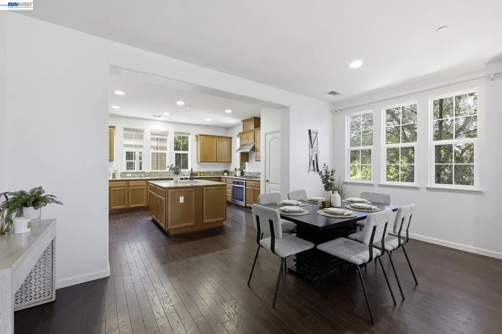 6951 Mariposa Lane Dublin CA 94568