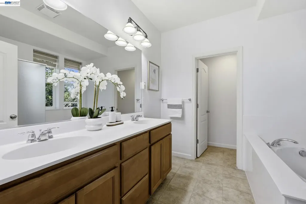 6951 Mariposa Lane Dublin CA 94568