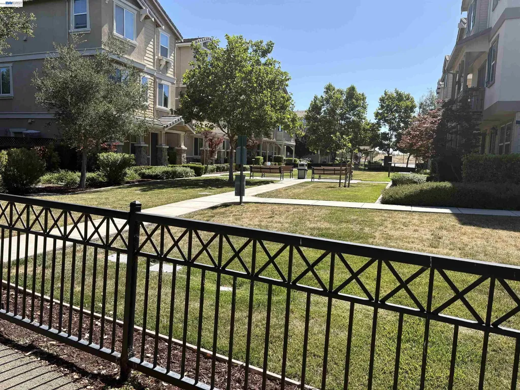 6951 Mariposa Lane Dublin CA 94568