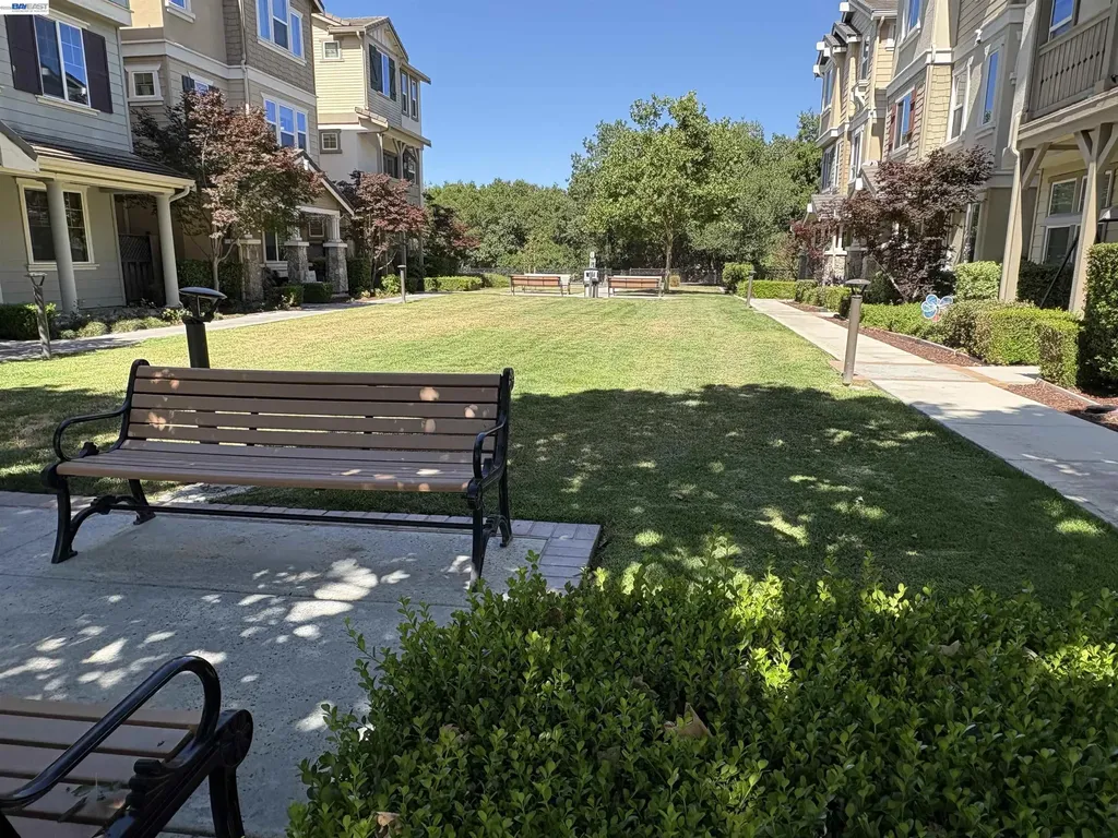 6951 Mariposa Lane Dublin CA 94568