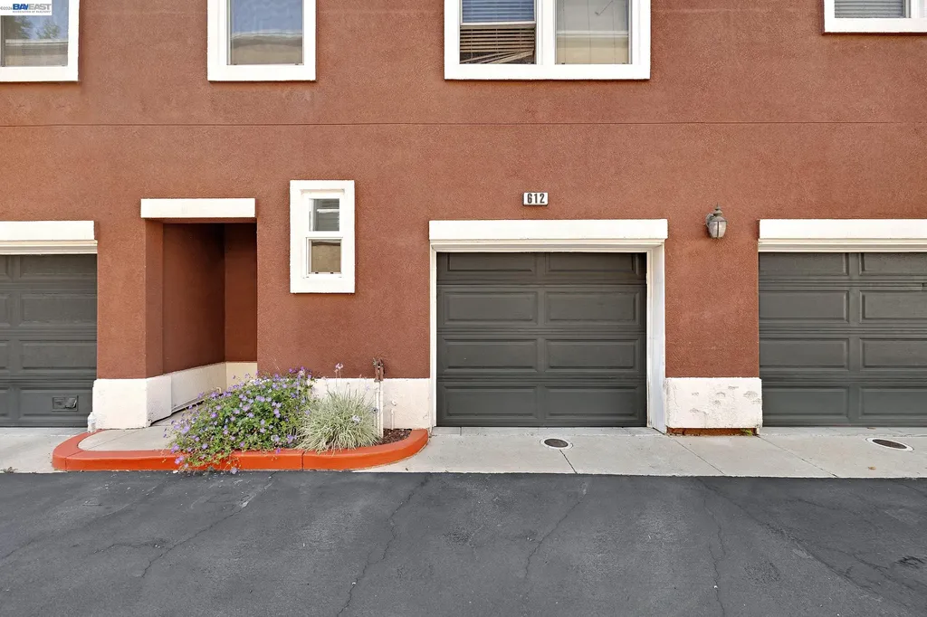 612 Artistic Place Hayward CA 94541