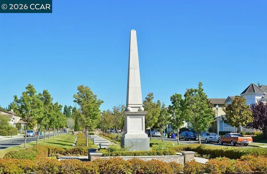 103 Secret Cove Hercules CA 94547