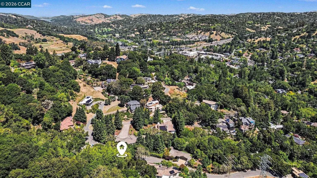 46 Oak Road Orinda CA 94563