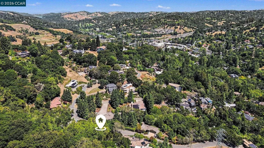 46 Oak Road Orinda CA 94563