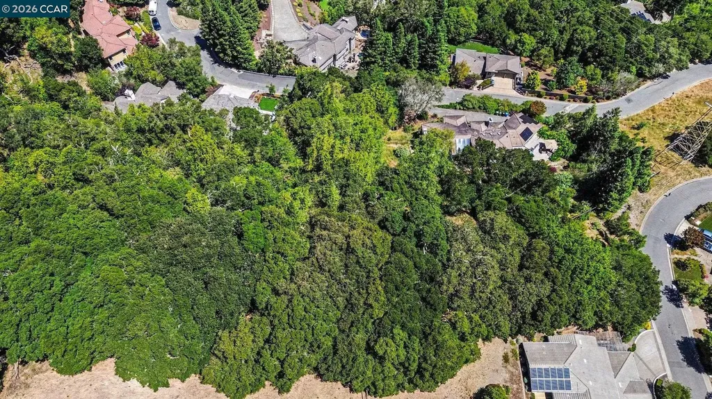 46 Oak Road Orinda CA 94563
