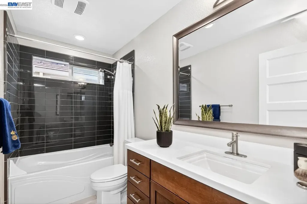 63 Austin Avenue Hayward CA 94544
