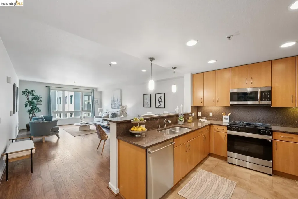 1511 Jefferson Street Oakland CA 94612