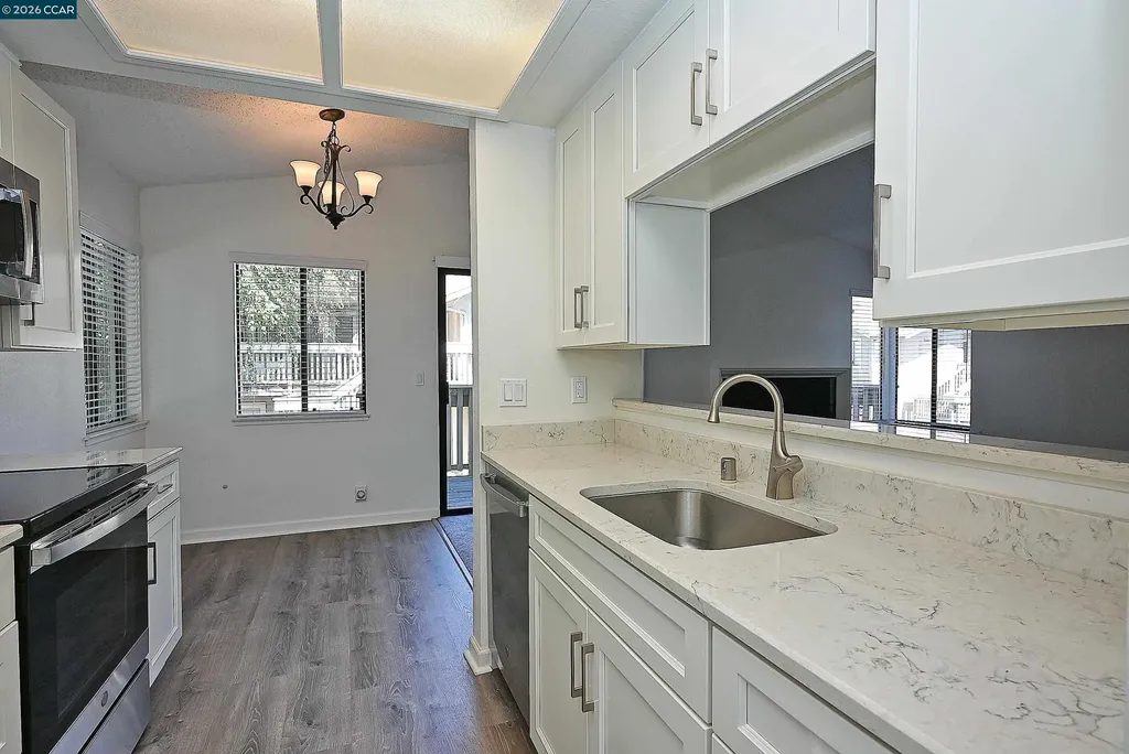 3889 Crow Canyon Road San Ramon CA 94582