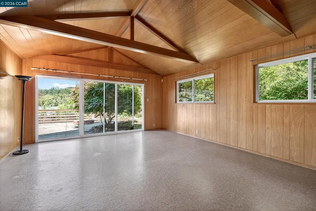 25 Robert Road Orinda CA 94563