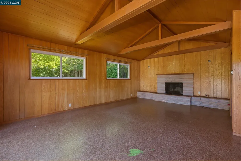 25 Robert Road Orinda CA 94563