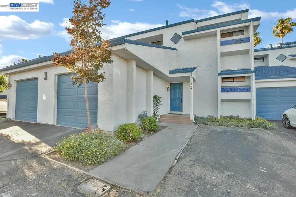 5739 Cutter Loop Discovery Bay CA 94505