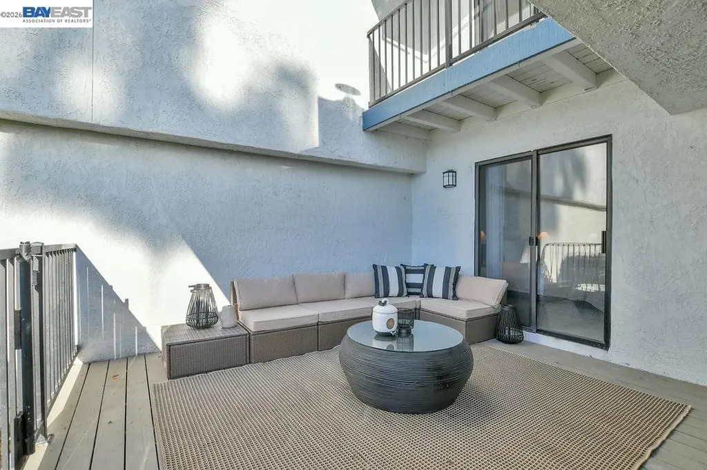 5739 Cutter Loop Discovery Bay CA 94505