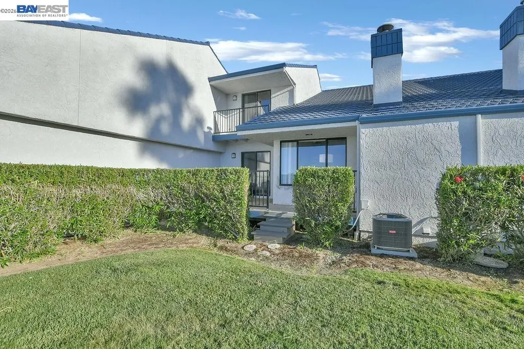 5739 Cutter Loop Discovery Bay CA 94505