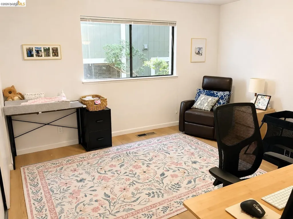 8761 Mountain Boulevard Oakland CA 94605