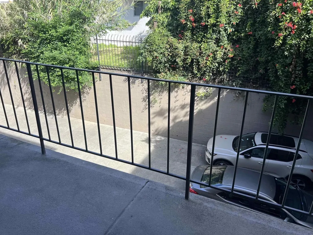 625 El Dorado Avenue Oakland CA 94611