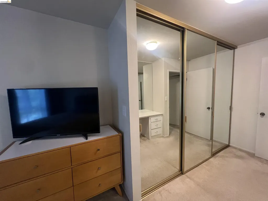 625 El Dorado Avenue Oakland CA 94611