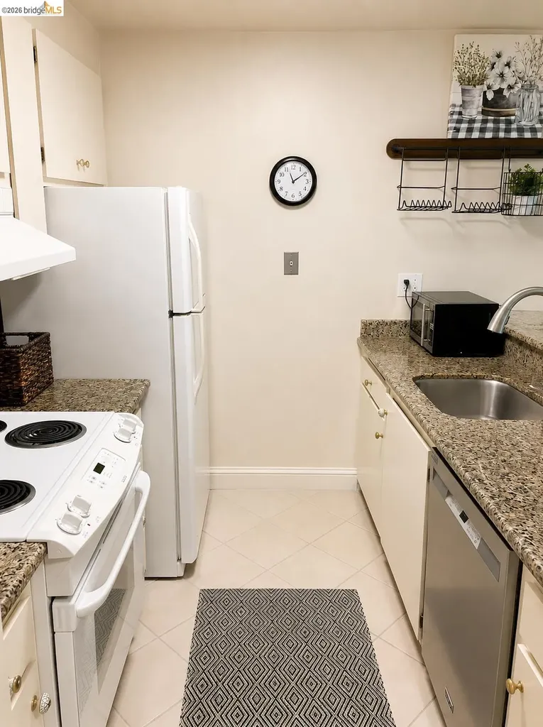 625 El Dorado Avenue Oakland CA 94611
