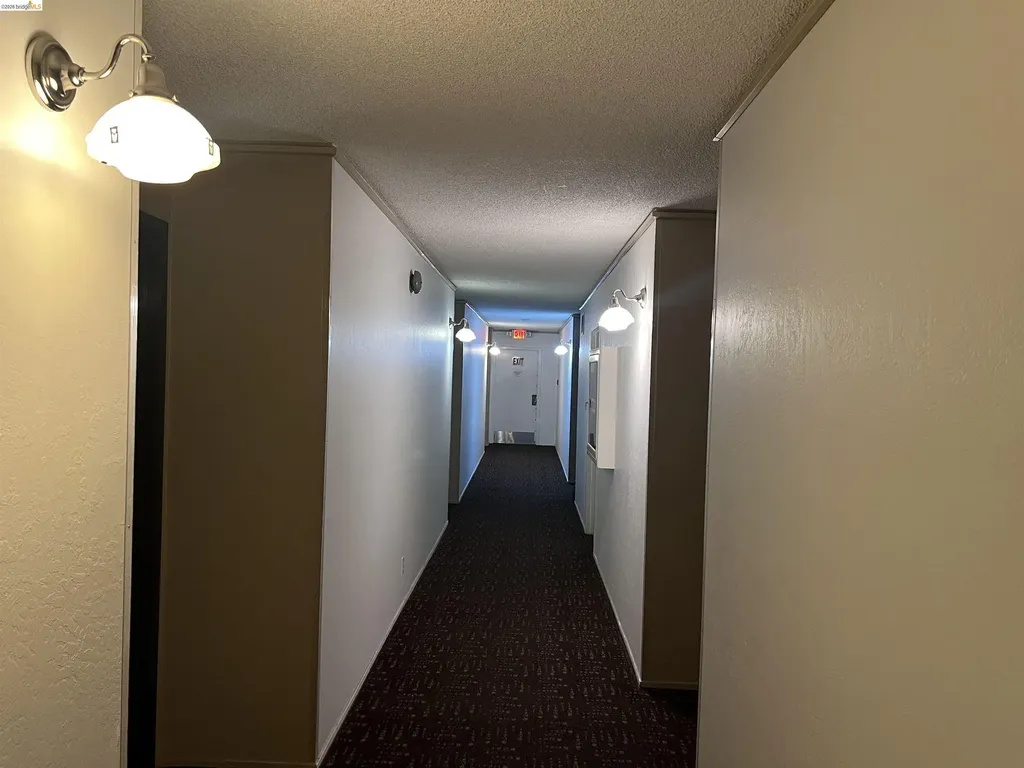 625 El Dorado Avenue Oakland CA 94611