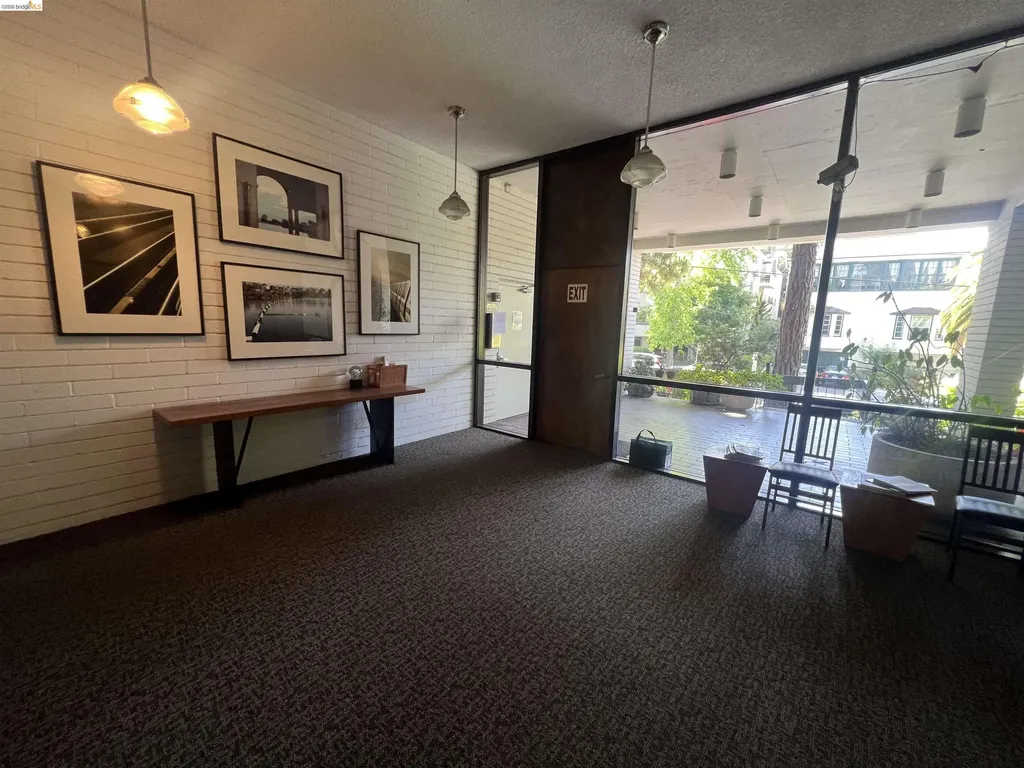 625 El Dorado Avenue Oakland CA 94611