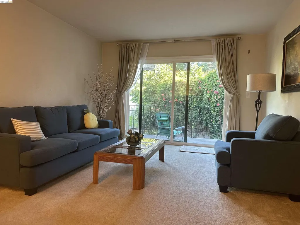 625 El Dorado Avenue Oakland CA 94611